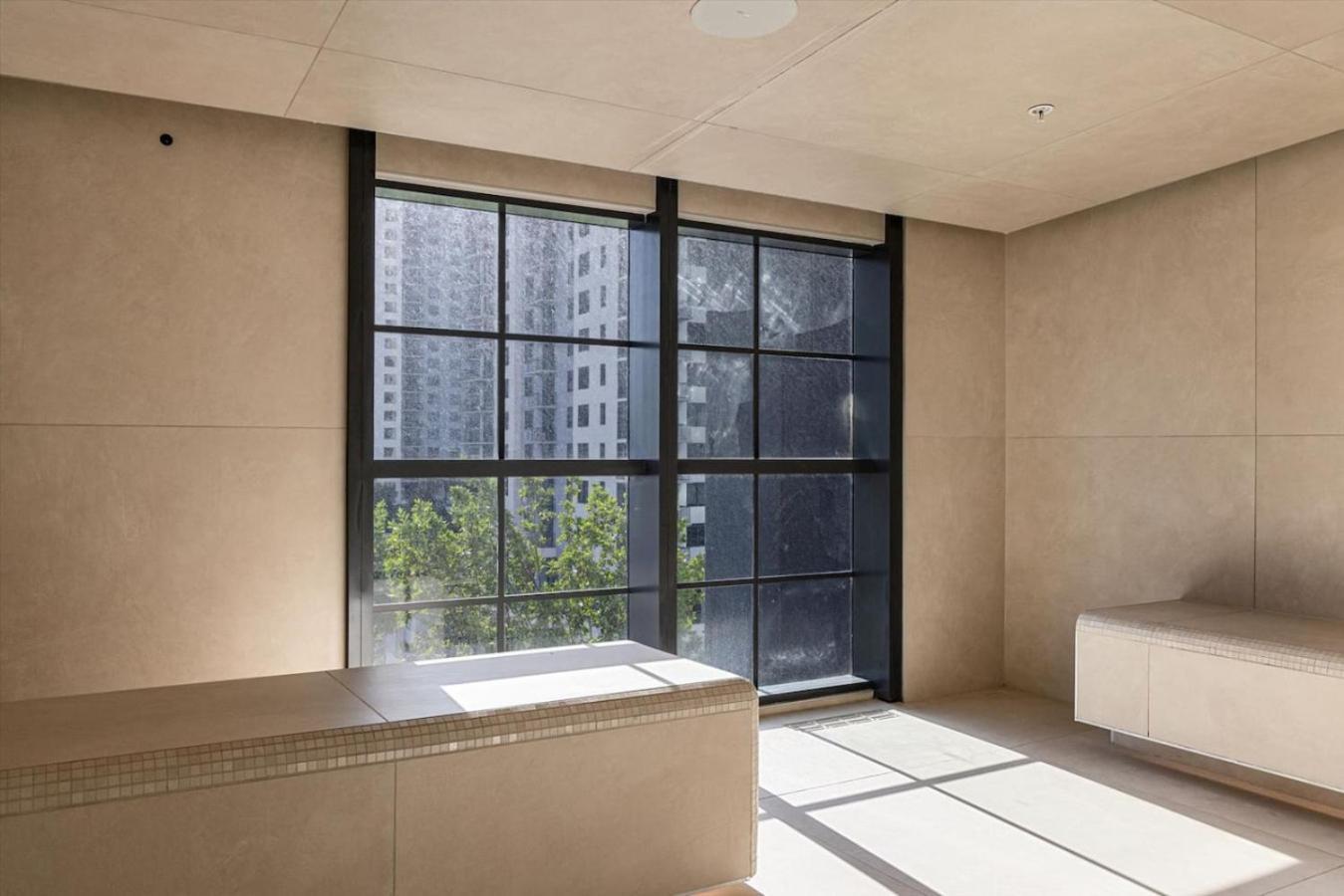 Ferienhaus 4305 High Floor With And Marina Views