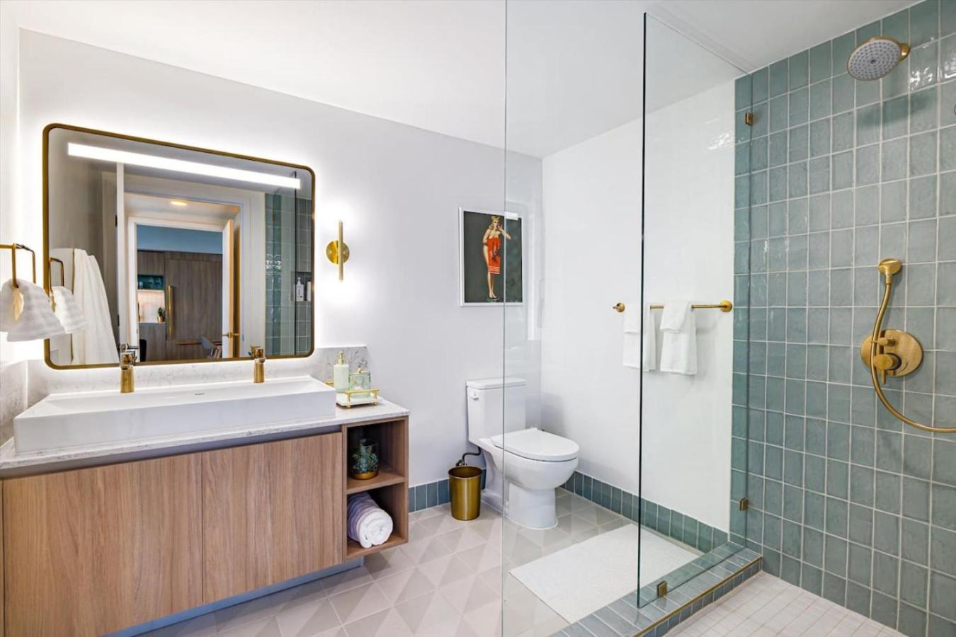 4305 High Floor With And Marina Views Ferienhaus