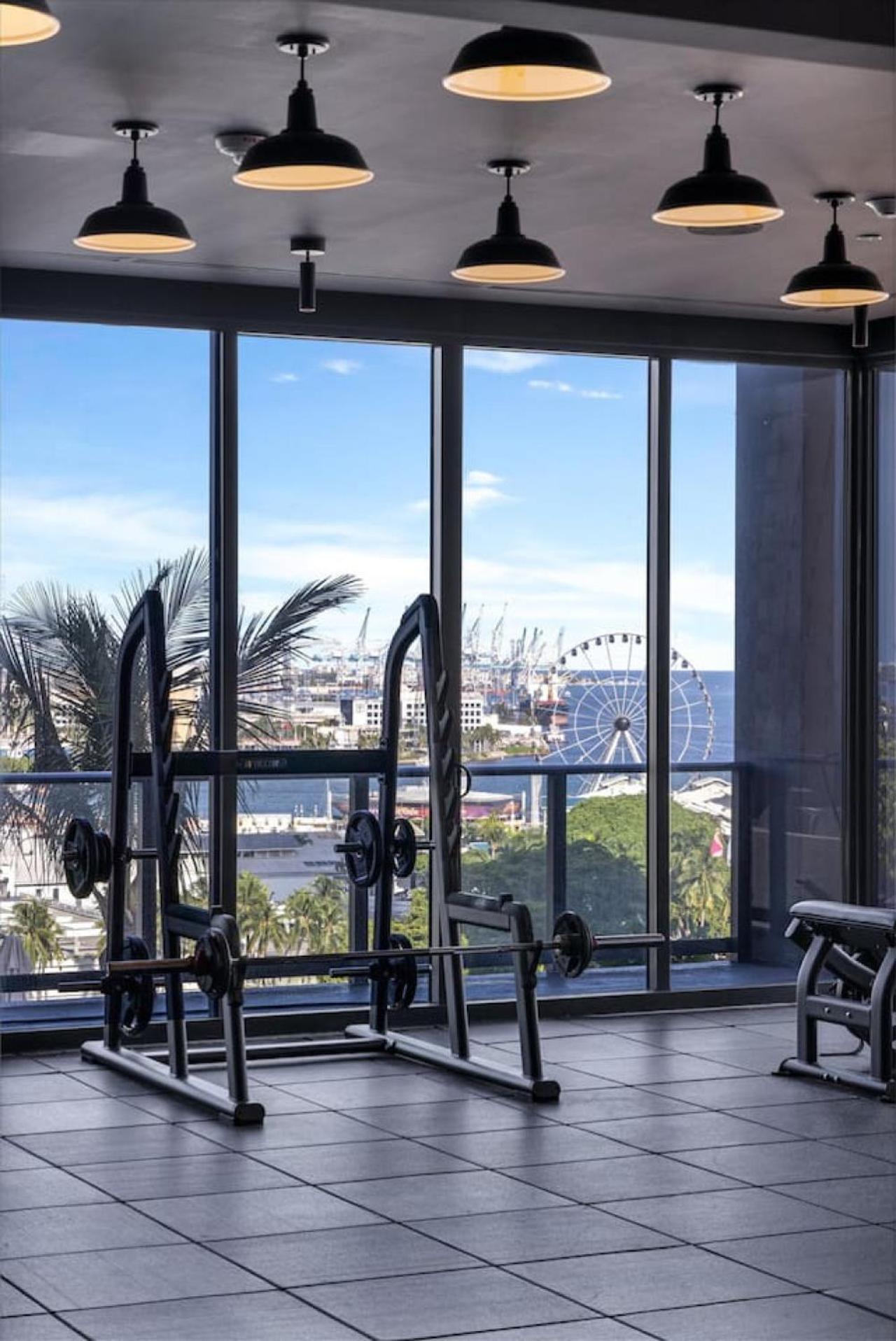 4305 High Floor With And Marina Views Miami