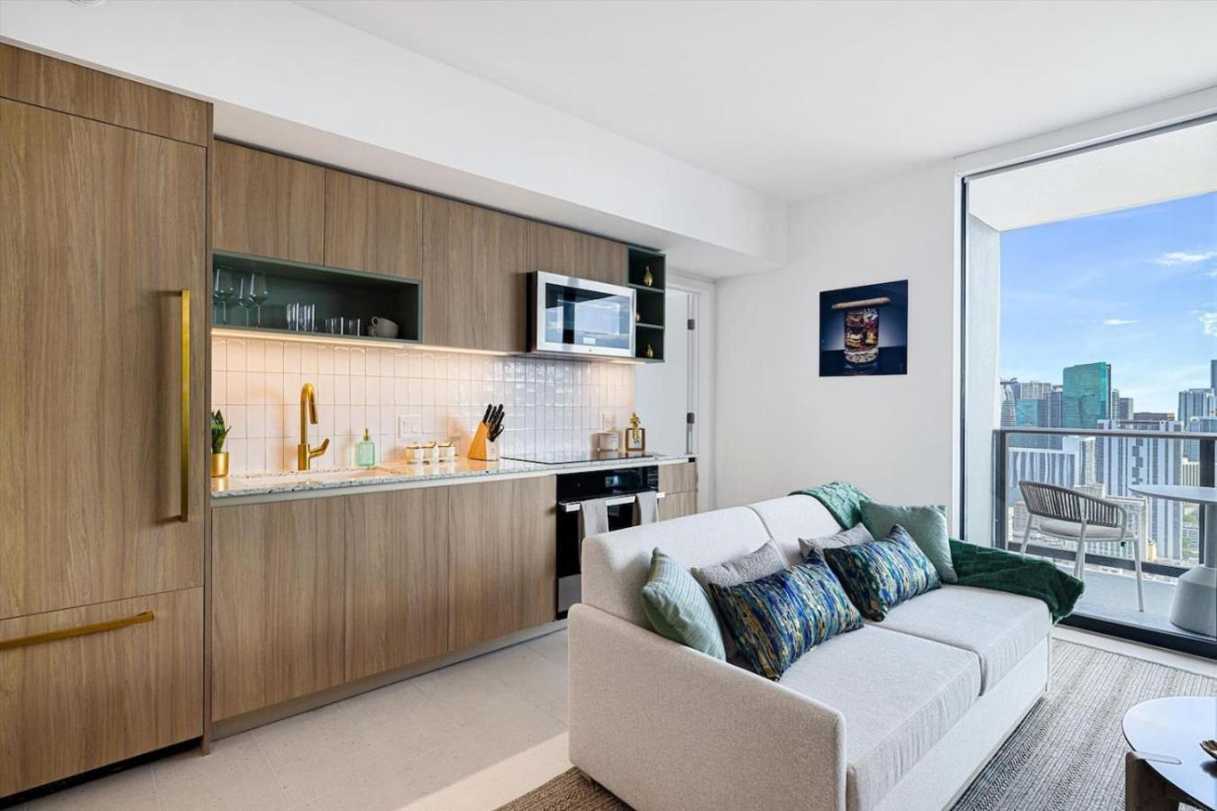 Ferienhaus 4305 High Floor With And Marina Views *